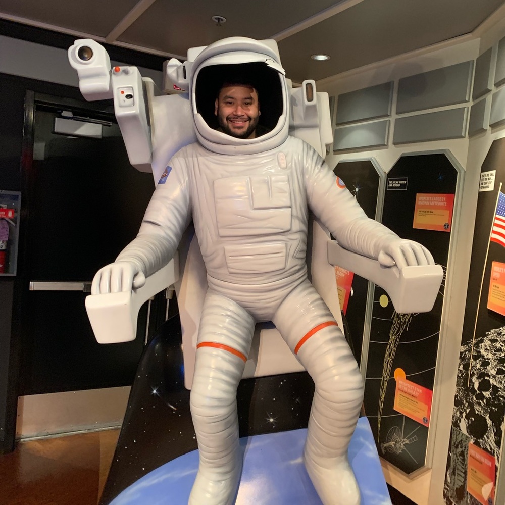 Meet your Posher, Jose